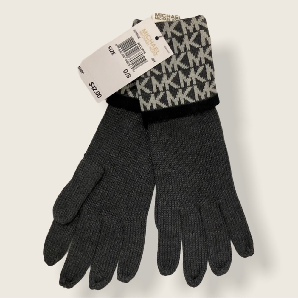 MK Logo Knit Cuffed Gloves